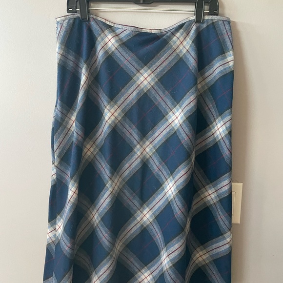 Dresses & Skirts - plaid skirt